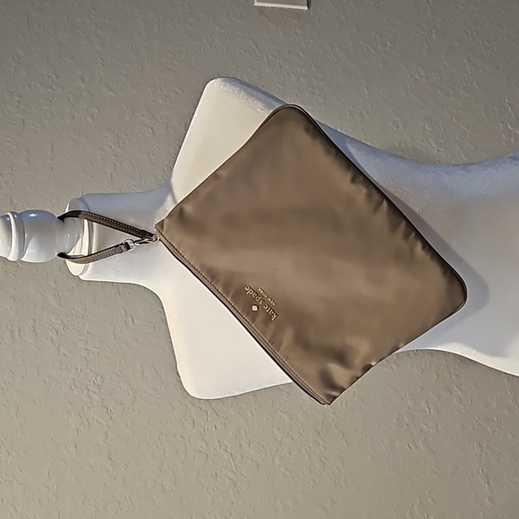 kate spade tote bag and pouch, taupe color - Picture 9 of 16